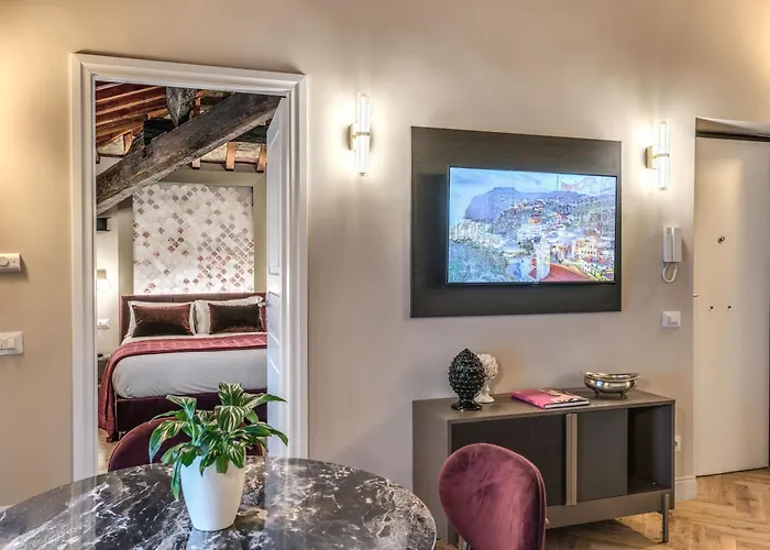 Appartamento Palazzo Ottavia - La Maison D'art Collection