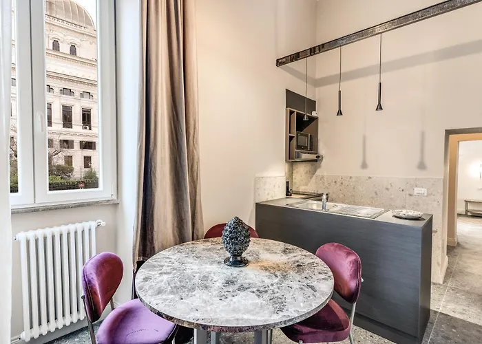 Appartamento Palazzo Ottavia - La Maison D'art Collection